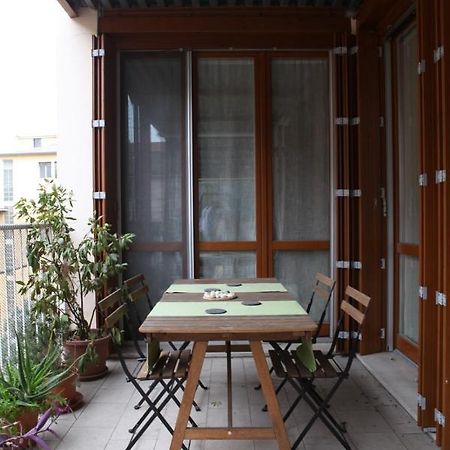 Terrace Apartment Close To Metro Station ميلان المظهر الخارجي الصورة