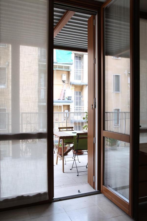 Terrace Apartment Close To Metro Station ميلان المظهر الخارجي الصورة
