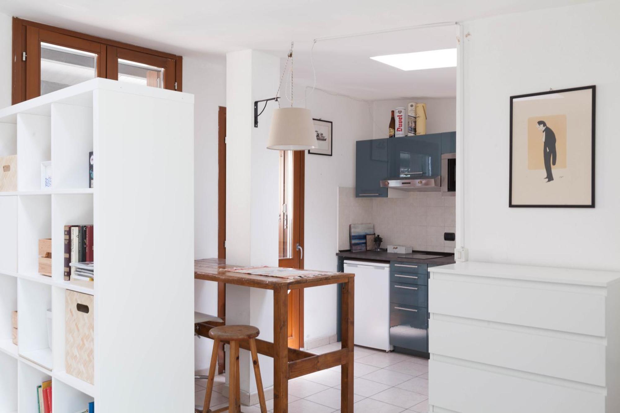 Terrace Apartment Close To Metro Station ميلان المظهر الخارجي الصورة