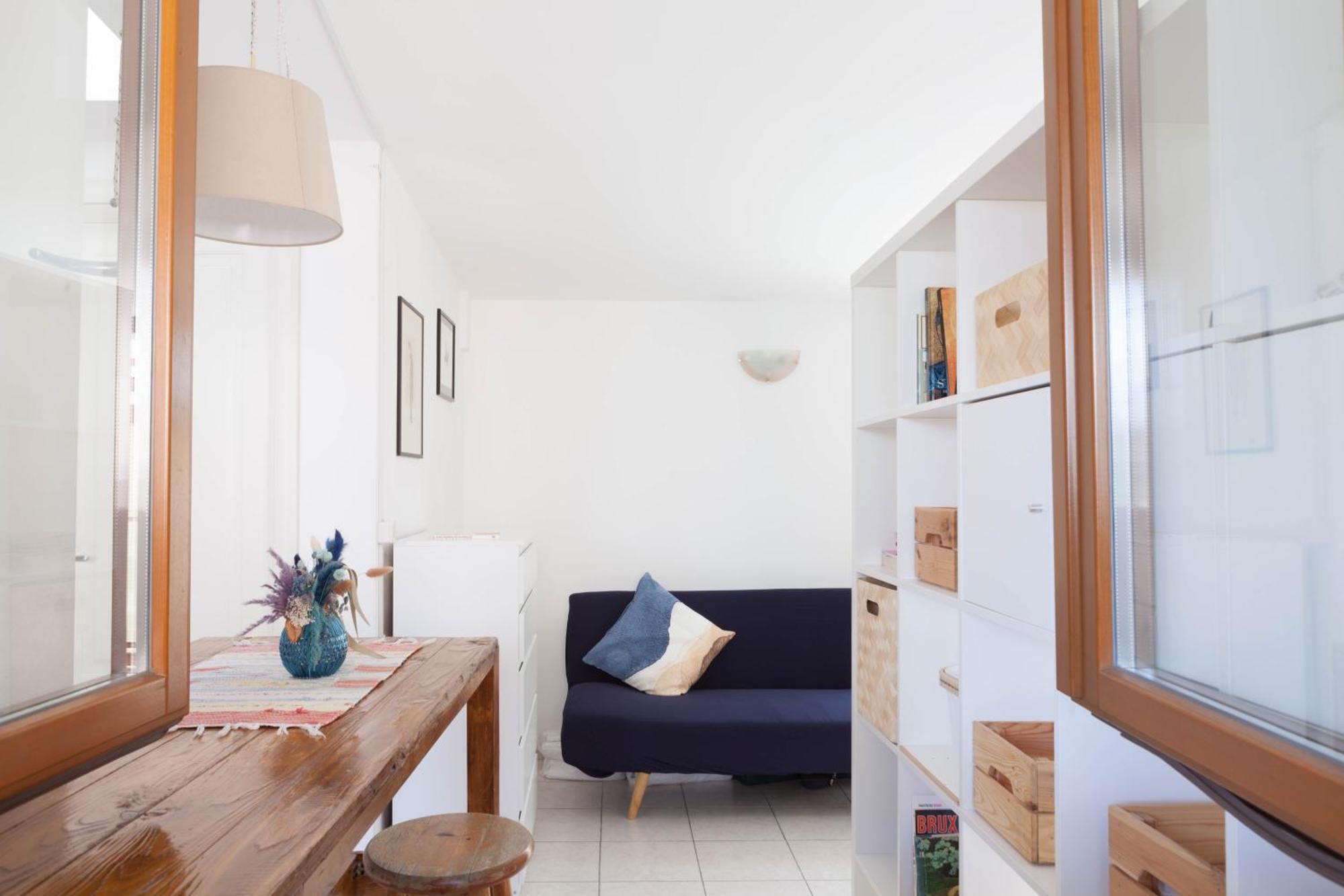 Terrace Apartment Close To Metro Station ميلان المظهر الخارجي الصورة