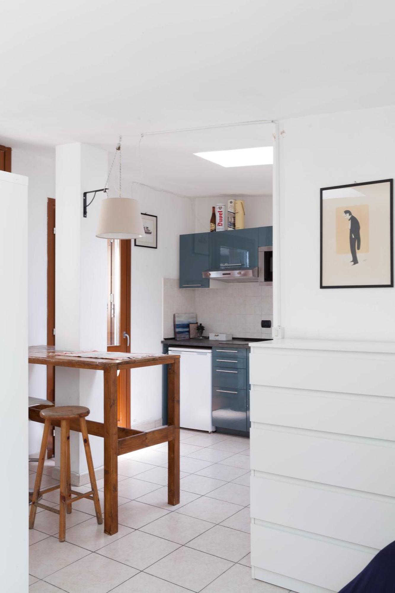 Terrace Apartment Close To Metro Station ميلان المظهر الخارجي الصورة